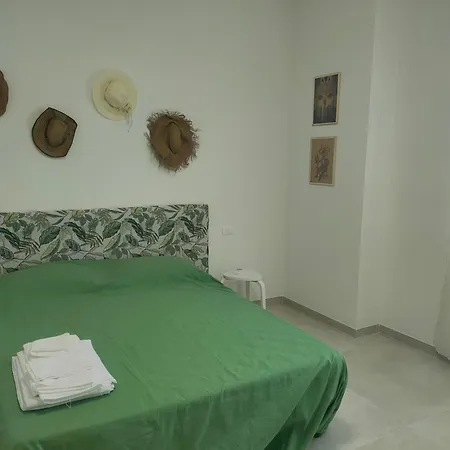 Nuova Casa Marina Di